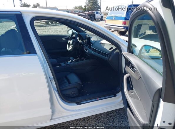 WAUEAAF46RN012881 2024 AUDI OTHER White Widok wnętrza z przodu