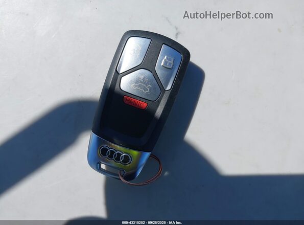 WAUEAAF46RN012881 2024 AUDI OTHER White Widok deski rozdzielczej