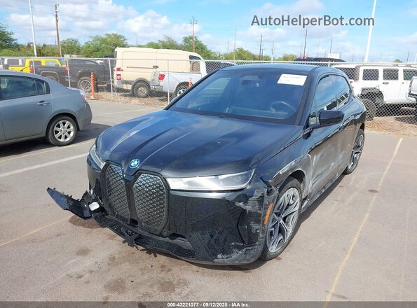 WB523CF07RCN39005 2024 BMW IX Black Vista frontal