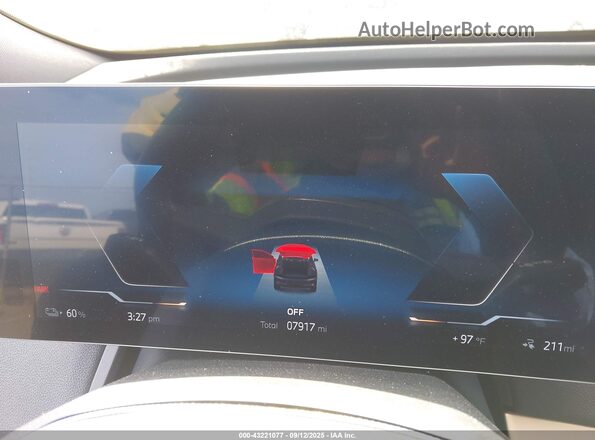 WB523CF07RCN39005 2024 BMW IX Black Vista de los asientos traseros