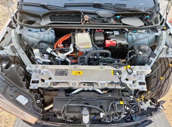 WB523CF08SCS46185 2025 BMW IX White Engine compartment view