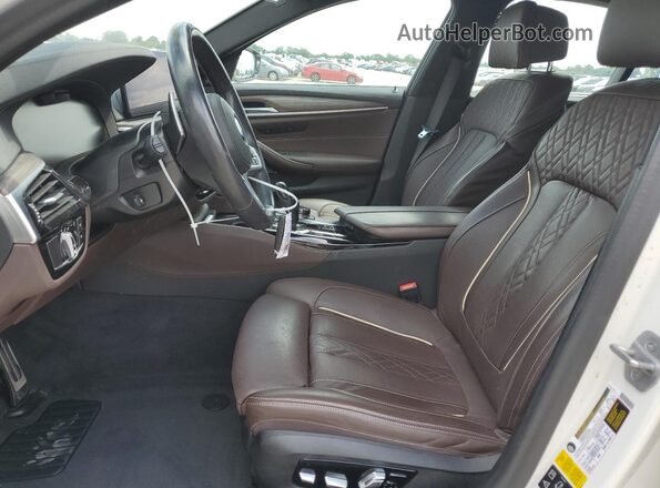 WBA13BK09MCG07264 2021 BMW M5 Белый Вид салона спереди