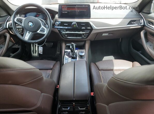 WBA13BK09MCG07264 2021 BMW M5 Белый Вид панели приборов