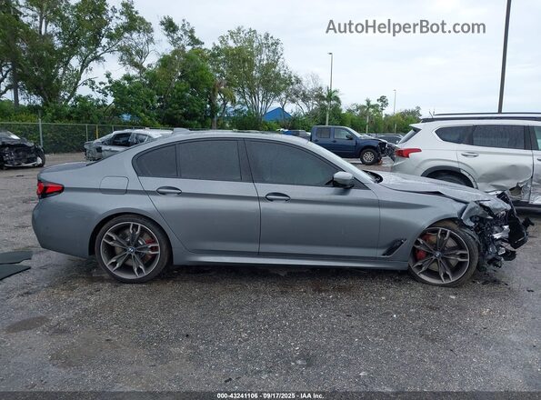 WBA13BK09PCL46381 2023 BMW M5 Gray Вид задньої частини салону
