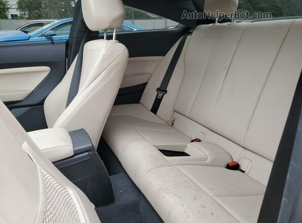 WBA2G1C35HV639549 2017 BMW M2 Белый Вид задних сидений