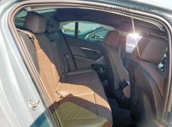 WBA43FJ01RCS27538 2024 BMW 5 SERIES Зеленый Вид задних сидений
