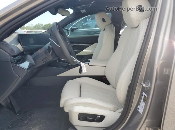 WBA43FJ07RCS05785 2024 BMW OTHER Gray Widok wnętrza z przodu