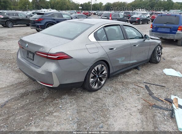 WBA53FJ02RCP18544 2024 BMW 5 SERIES Бежевый Задняя правая четверть