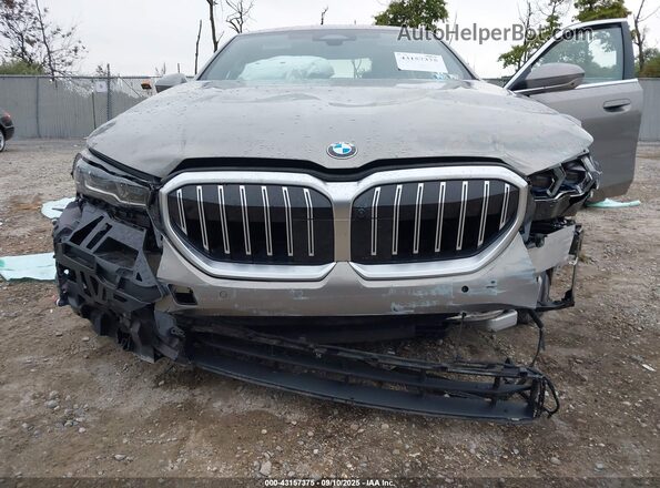WBA53FJ02RCP18544 2024 BMW 5 SERIES Бежевый 