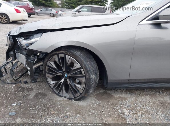 WBA53FJ02RCP18544 2024 BMW 5 SERIES Бежевый 