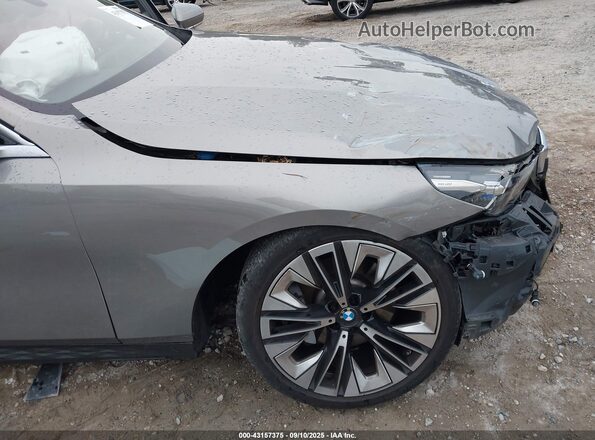 WBA53FJ02RCP18544 2024 BMW 5 SERIES Бежевый 