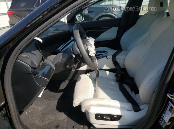 WBA53FJ04SCU24343 2025 BMW OTHER Black Widok wnętrza z przodu