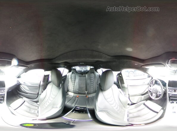 WBAGV8C02PCL57423 2023 BMW M8 Black Vista interior de 360 grados