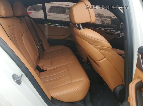WBAJS7C03LBN96746 2020 BMW M5 White Vista de los asientos traseros