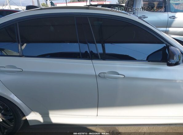 WBS8M9C53J5K98639 2018 BMW M3 Белый Вид задней части салона