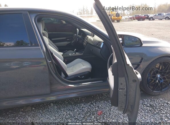 WBS8M9C59J5K99276 2018 BMW M3 Gray Front interior view