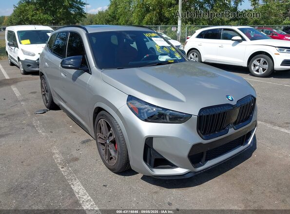 WBX13EF03S5115801 2025 BMW X1 Серый Передняя правая четверть