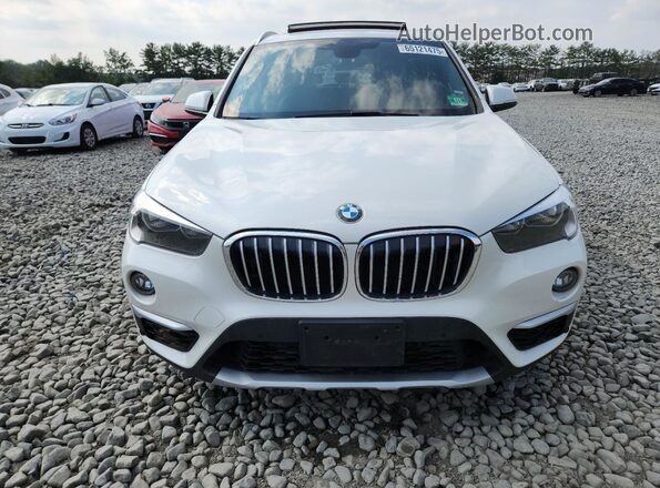 WBXHT3C30J5K28797 2018 BMW X1 White წინა ხედი