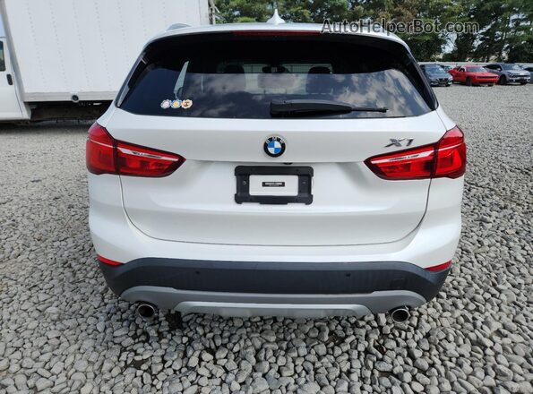 WBXHT3C30J5K28797 2018 BMW X1 White უკანა ხედი