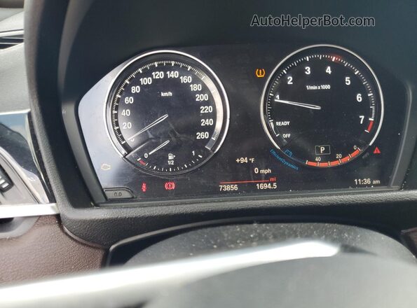 WBXHT3C39J5L29403 2018 BMW X1 Black ხელსაწყოთა პანელის ხედი