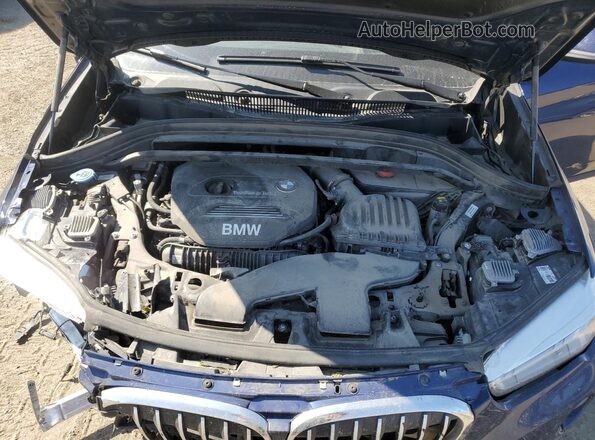 WBXHT3C3XJ5F93037 2018 BMW X1 Blue უკანა სალონის ხედი