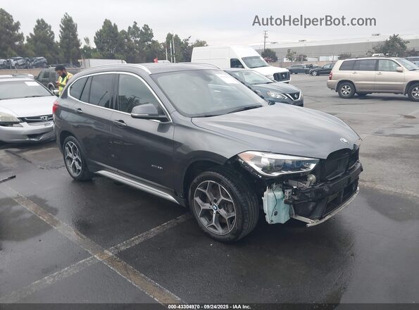 WBXHT3Z32H4A54029 2017 BMW X1 Серый Передняя правая четверть
