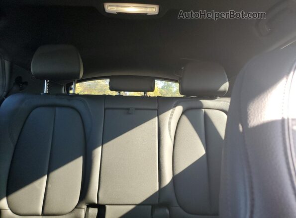 WBXYJ1C05P5V33981 2023 BMW X2 White Rear seats view