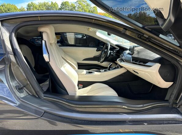 WBY2Z2C5XGV674864 2016 BMW I8 Черный Вид щитка приборов