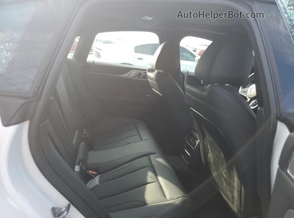 WBY33HD04SFU09209 2025 BMW I4 White Вид задніх сидінь