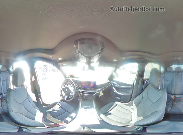 WBY43AW05RFT55891 2024 BMW I4 Silver Widok wnętrza 360 stopni