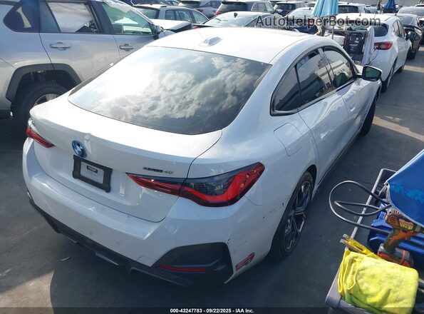 WBY73AW03NFN09831 2022 BMW I4 Белый Задняя правая четверть