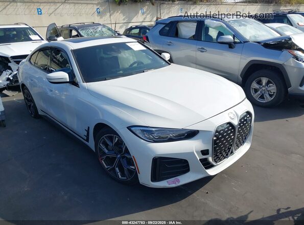 WBY73AW03NFN09831 2022 BMW I4 Белый Передняя правая четверть