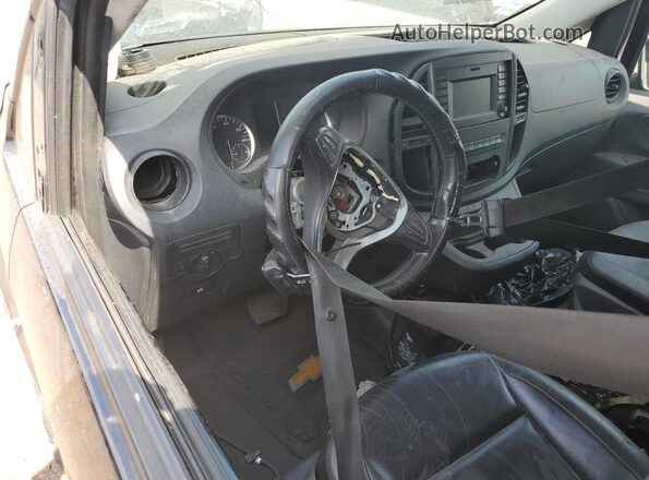 WD4PG2EE6H3309112 2017 MERCEDES-BENZ METRIS Black Вид панелі приладів