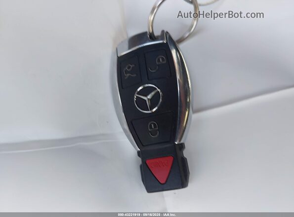 WDC0G4JB2GF103571 2016 MERCEDES-BENZ GLC 300 White Vista del salpicadero