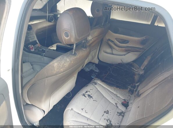 WDC0G4JB2GF103571 2016 MERCEDES-BENZ GLC 300 White Vista interior trasera