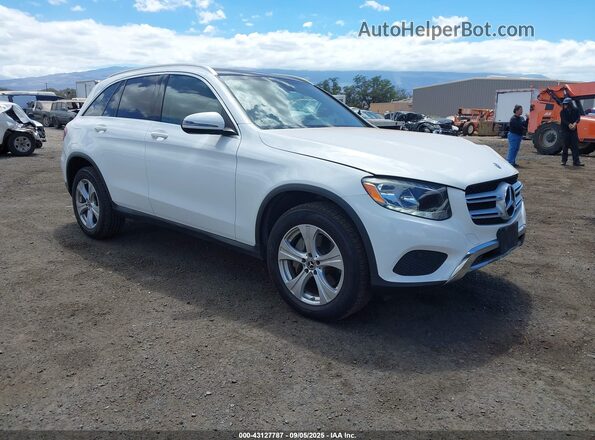 WDC0G4JB2JV024429 2018 MERCEDES-BENZ GLC 300 Белый Передняя правая четверть