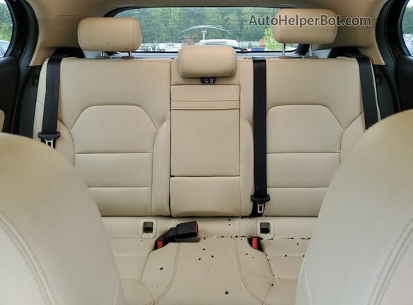 WDCTG4EB0HJ306576 2017 MERCEDES-BENZ GLA Black Widok tylnych siedzeń
