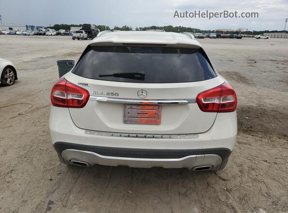 WDCTG4EB3JJ432551 2018 MERCEDES-BENZ GLA White Հետևի տեսք