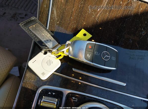 WDDWK8EB3LF973894 2020 MERCEDES-BENZ C-CLASS Red წინა პანელის ხედი