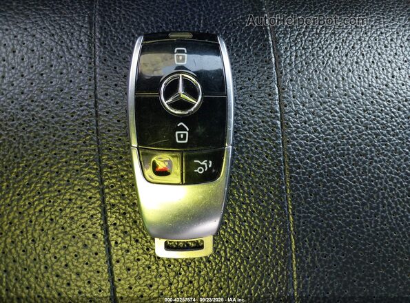 WDDZF4JB5HA039823 2017 MERCEDES-BENZ E-CLASS Черный Вид панели приборов