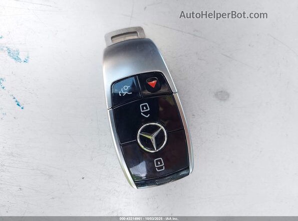 WDDZF4JB8JA434973 2018 MERCEDES-BENZ E-CLASS Серый Вид панели приборов