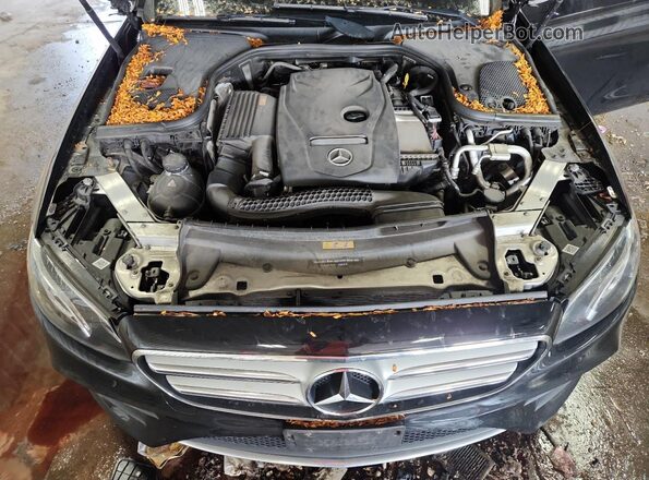 WDDZF4KB1HA175235 2017 MERCEDES-BENZ E Black Widok wnętrza z tyłu