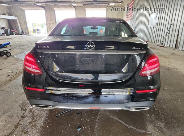 WDDZF4KB1HA175235 2017 MERCEDES-BENZ E Black Widok z tyłu