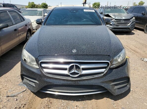 WDDZF8DB7LA722957 2020 MERCEDES-BENZ E Black Widok z przodu