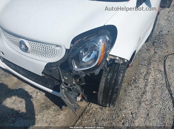 WMEFJ5DA7GK059750 2016 SMART FORTWO Белый Вид спереди