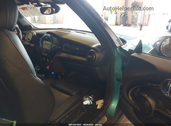 WMWWG9C30H3C81534 2017 MINI CONVERTIBLE Бирюзовый Вид салона спереди