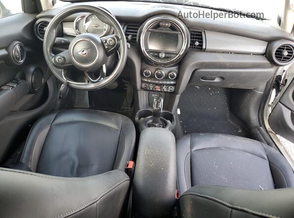 WMWXU7C06L2L59494 2020 MINI COOPER Серый Вид панели приборов