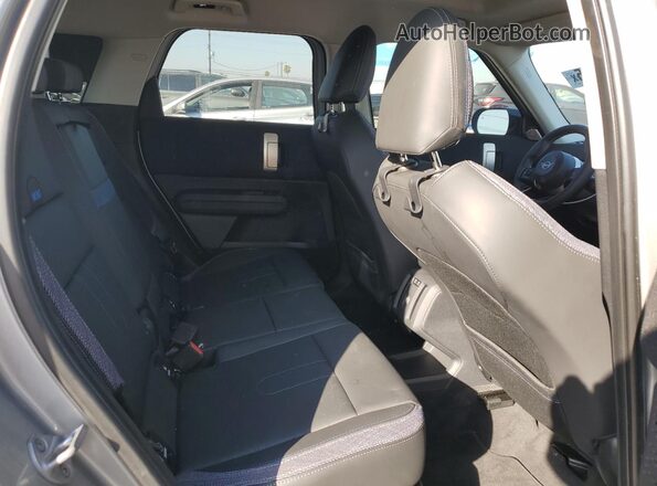 WMZ23GA07S7P55423 2025 MINI COUNTRYMAN Gray Widok tylnych siedzeń