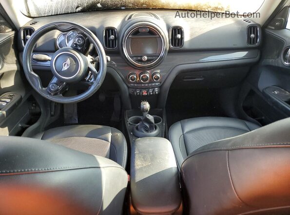 WMZYS7C30J3B63181 2018 MINI COOPER White Առջևի վահանակի տեսք