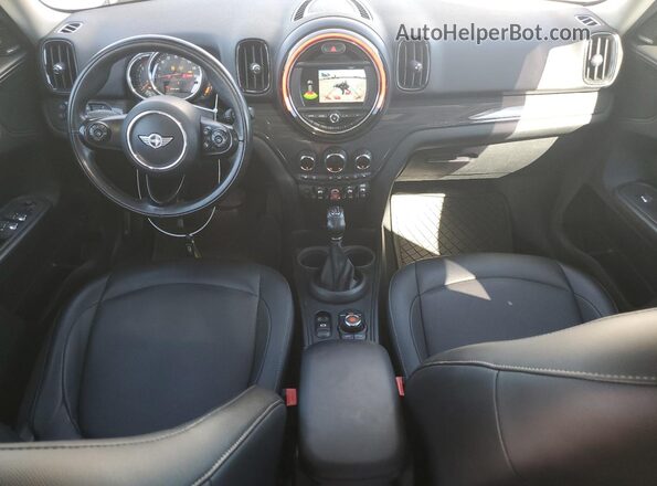 WMZYS7C30J3E09050 2018 MINI COOPER Gold Dashboard view
